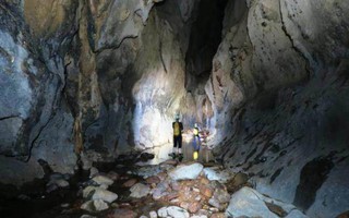 Phát hiện thêm hàng chục hang động đẹp ở Quảng Bình