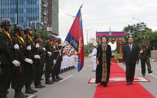 Việt Nam coi trọng củng cố quan hệ với Lào và Campuchia