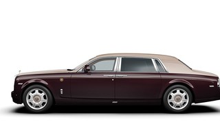 83 tỉ mua Rolls-Royce ở VN, còn thế giới mua được xe gì?