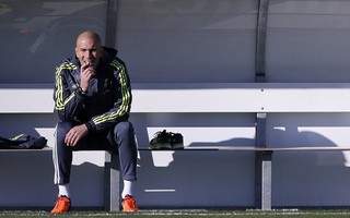 Tiền đền bù của Benitez gấp 4 lần lương Zidane