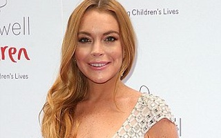 Lindsay Lohan gây sốc trên truyền hình Nga