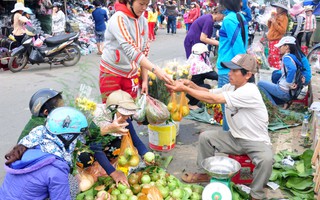 Chợ quê ngày giáp Tết