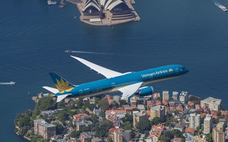 Mãn nhãn với hình ảnh Boeing 787 của Vietnam Airlines ở Úc