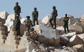 Quân Syria tiến vào thành trì IS