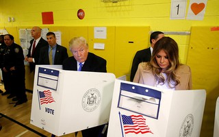 Bầu cử Mỹ: Bi hài chuyện nhà Trump đi bỏ phiếu