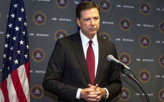 Hồ sơ “Email Gate”  của bà Clinton (*): Tương lai mờ mịt của James Comey