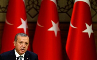 Tổng thống Erdogan tha những người “nhục mạ” mình