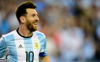 Messi chính thức trở lại tuyển Argentina