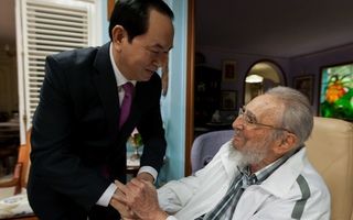 Việt Nam chia buồn lãnh tụ Fidel Castro từ trần
