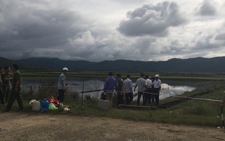 Thi thể phó chủ nhiệm quỹ tín dụng dưới mương nước