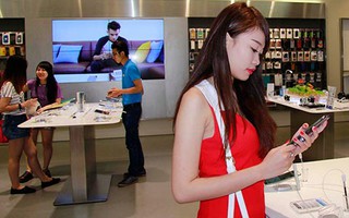 Nóng bỏng smartphone tầm trung