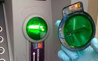 Lộ thông tin thẻ ở máy ATM