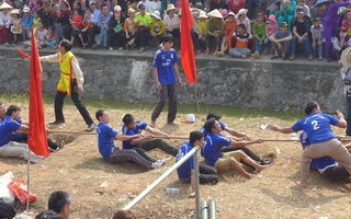 Ngăn lễ hội biến tướng, đâu khó!