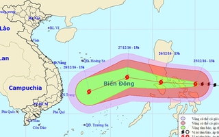 Bão Nock-ten giật cấp siêu bão đang tiến vào Biển Đông