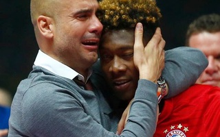 Pep Guardiola khóc nức nở trong ngày chia tay Bayern