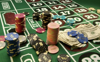 Giả bị casino bắt chuộc mạng, con lừa cha để có tiền đi chơi