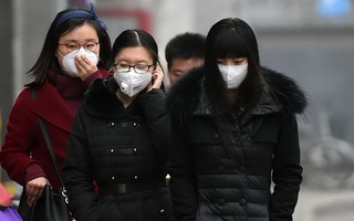 Khí độc xâm chiếm Trung Quốc