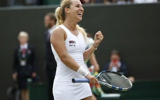 Cibulkova mơ hoãn cưới, chị em Williams lập kỳ tích