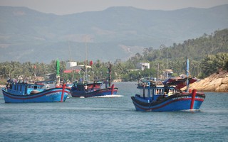 Nổ bình gas, tàu chìm, một ngư dân mất tích