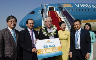 Vietnam Airlines đón hành khách thứ 20 triệu của năm 2016