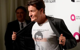 Tài tử Charlie Sheen bị cảnh sát điều tra