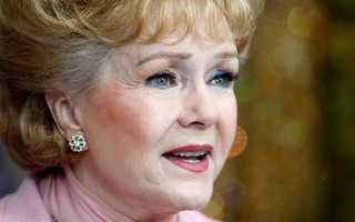 Nghệ sĩ Debbie Reynolds qua đời, 1 ngày sau cái chết con gái