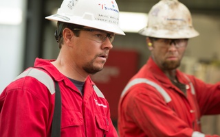 Phim "Deepwater Horizon": Kinh hoàng thảm họa nổ giàn!