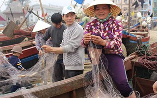 Để lại 3 bến thuyền sau vụ dân Sầm Sơn "vây" UBND tỉnh Thanh Hóa