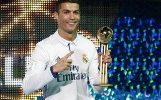 Các danh hiệu xuất sắc ồ ạt rơi vào tay Ronaldo