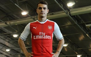 Tân binh Xhaka của Arsenal được ví như Pirlo