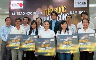 Học bổng “Tiếp bước thành công năm 2016”