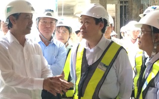 Phó Thủ tướng Vương Đình Huệ thị sát tuyến Metro số 1