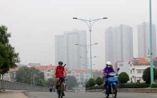 Sương mù bao phủ như Tết về sớm ở Sài Gòn
