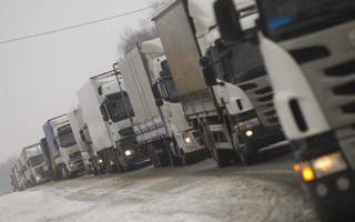 Moscow trả đũa hành vi chặn xe tải Nga ở Ukraine