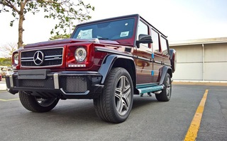 Chi 700 triệu đồng cho màu sơn "lạ" trên Mercedes G63 AMG