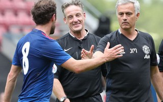 HLV Mourinho tiết lộ “chuyện hiềm khích” với Juan Mata