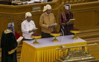 Tân tổng thống Myanmar tuyên thệ nhậm chức