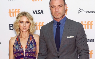 Naomi Watts kết thúc cuộc tình 11 năm với Liev Schreiber