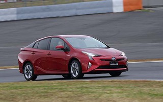 Toyota Hybrid vượt mốc doanh số bán 9 triệu chiếc