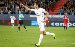 Cavani trút giận, PSG “làm gỏi” Caen