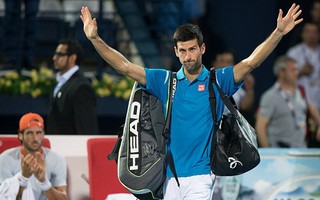 “Siêu quậy” Kyrgios lập kỳ tích, Djokovic chia tay ATP Dubai