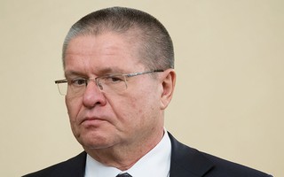 Bộ trưởng Kinh tế Nga bị bắt vì 2 triệu USD tiền "bôi trơn"
