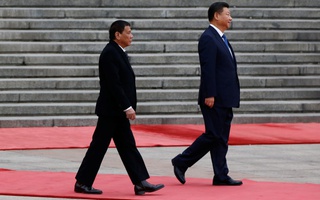 Ông Duterte đã "nhường" biển Đông cho Trung Quốc từ lâu