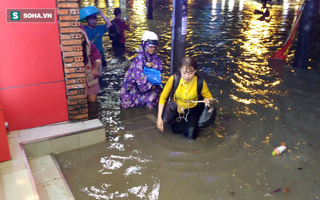 Lội nước ô nhiễm, dân Sài Gòn dể mắc hàng loạt bệnh
