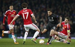 Man United dừng bước trước Liverpool