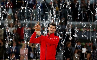 Clip: Thắng Murray, Djokovic thành tân vương Madrid Masters