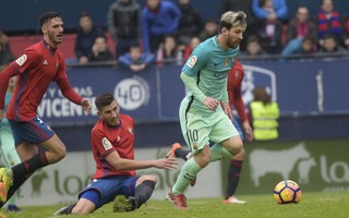 Barcelona nhấn chìm Osasuna, Ramos cứu Real Madrid