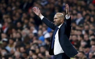 Chiếc cúp Champions League tôn vinh “người hùng” Zidane