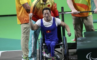 Lực sĩ Lê Văn Công giành HCV, phá kỷ lục Paralympic Rio