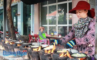 Thơm ngon bánh xèo Chợ Chùa